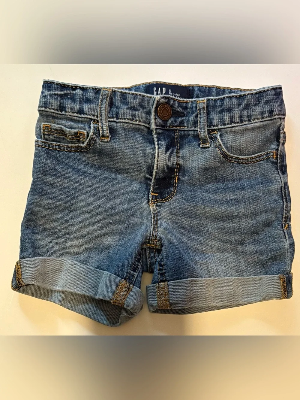 Gap little girl size 5 midi blue jean denim shorts  kids jean shorts clothes